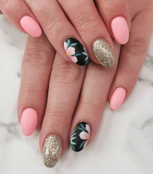 Alluring Ladies Matte Nail Ideas