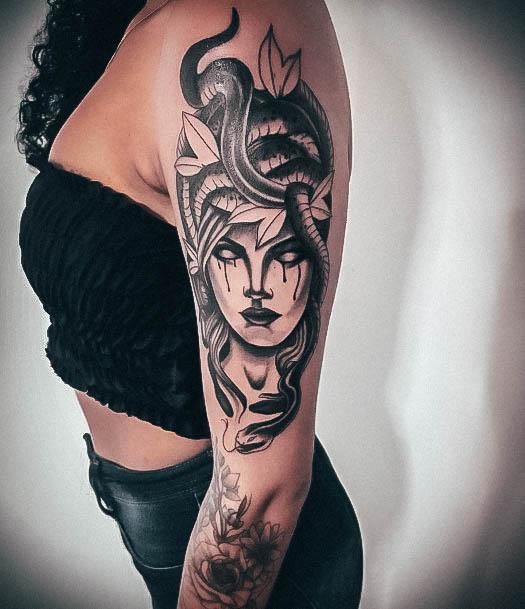 Alluring Ladies Medusa Tattoo Ideas Sleeve