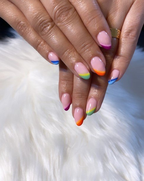 Alluring Ladies Rainbow Nail Ideas