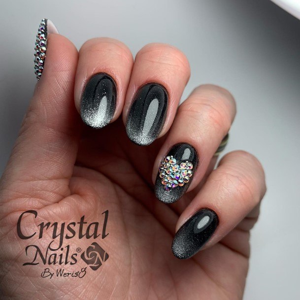 Alluring Ladies Silver Ombre Nail Ideas