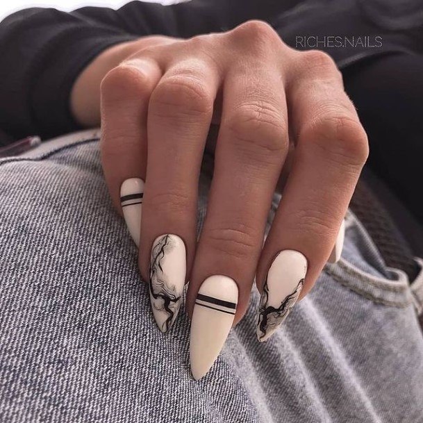 Alluring Ladies Stylish Nail Ideas