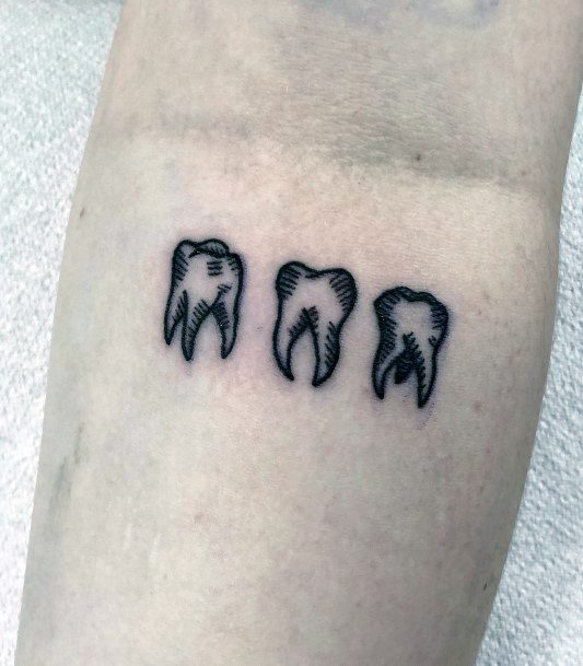 17 Creative Tooth Tattoo Designs  InkMix Tattoo