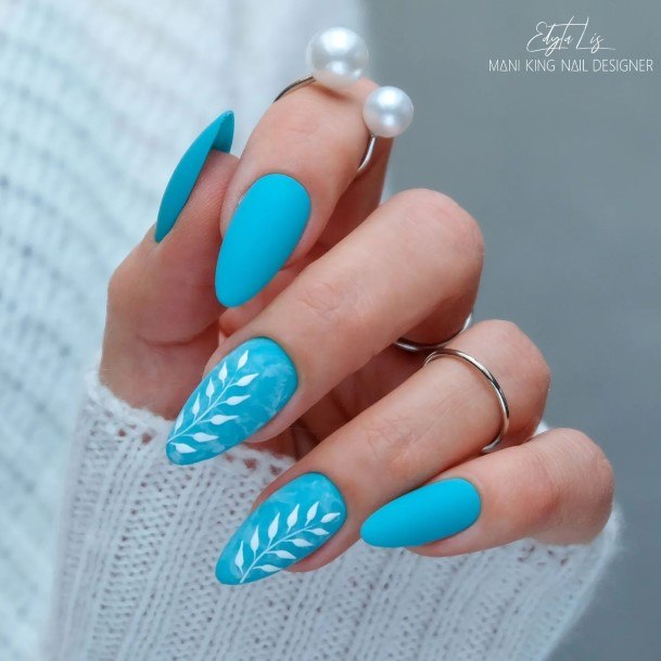 Alluring Ladies Turquoise Ombre Nail Ideas