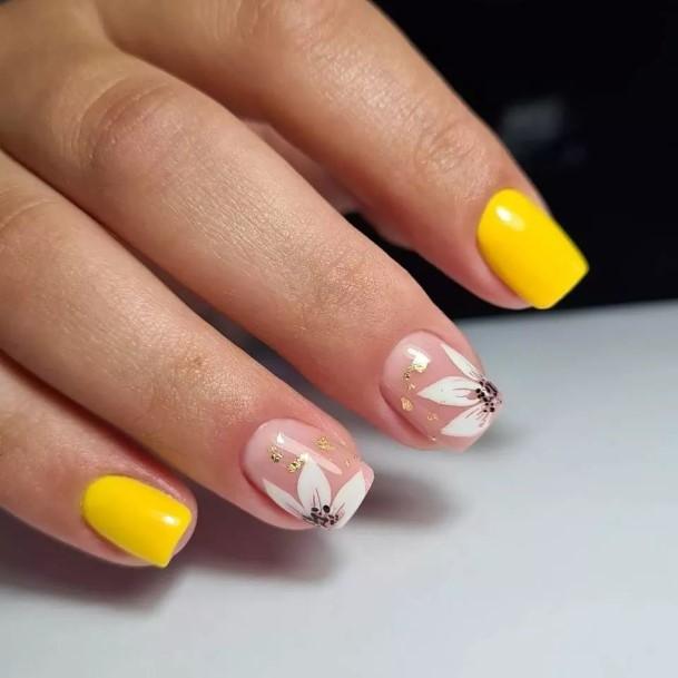 Alluring Ladies Yellow Square Nail Ideas