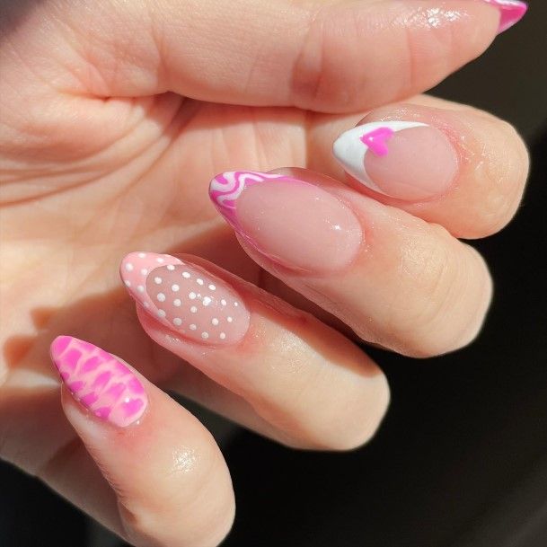 Almond French Nails Feminine Ideas