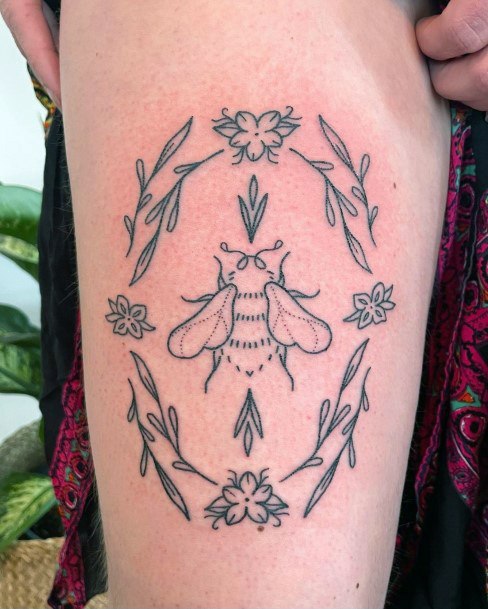 Amazing Bee Tattoo Ideas For Women