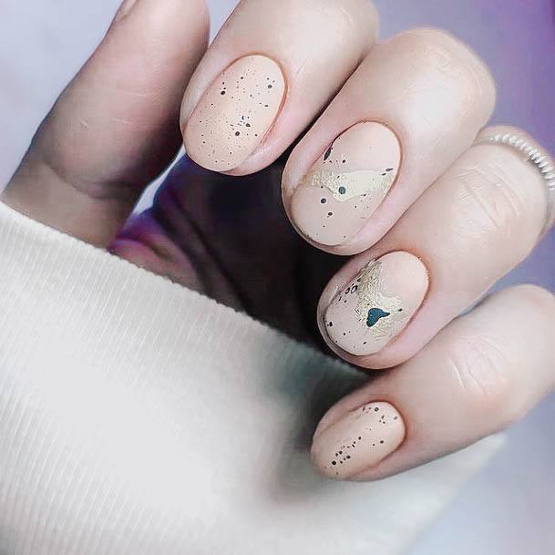 Amazing Beige Nail Ideas For Women