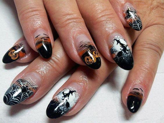 Amazing Black And White Design On Nails