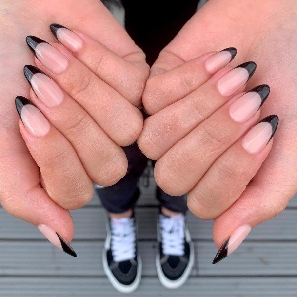 Amazing Black French Tip Nail Ideas For Women