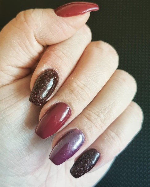 Amazing Burgundy And Black Nail Ideas For Women