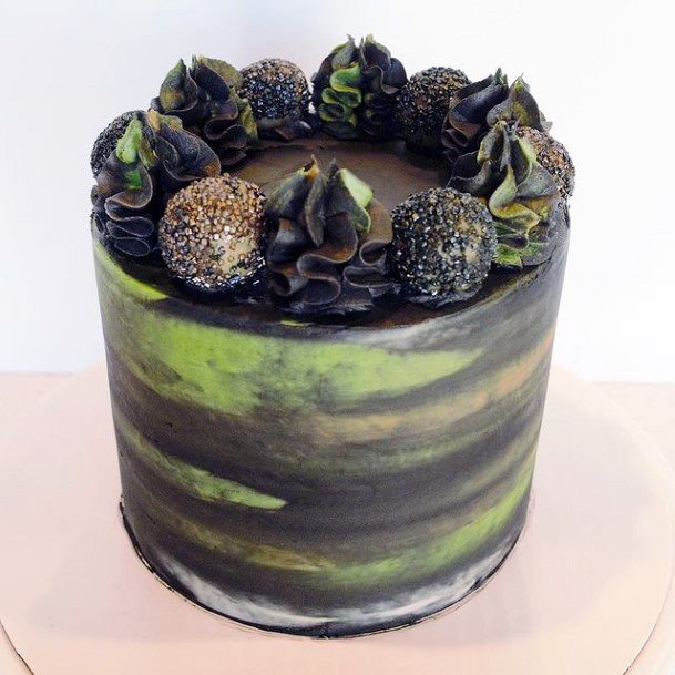 Top 60 Best Camo Wedding Cake Ideas - Camoflauge Icing Designs