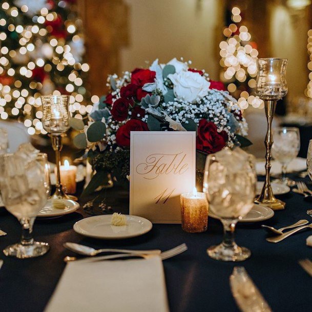 Amazing Christmas Wedding Flowers And Candle Light Golden