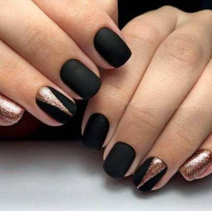 Amazing Chrome Glitter Art On Black Matte Nails Women