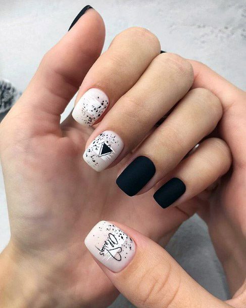 Amazing Cute Black And White Matte Nails