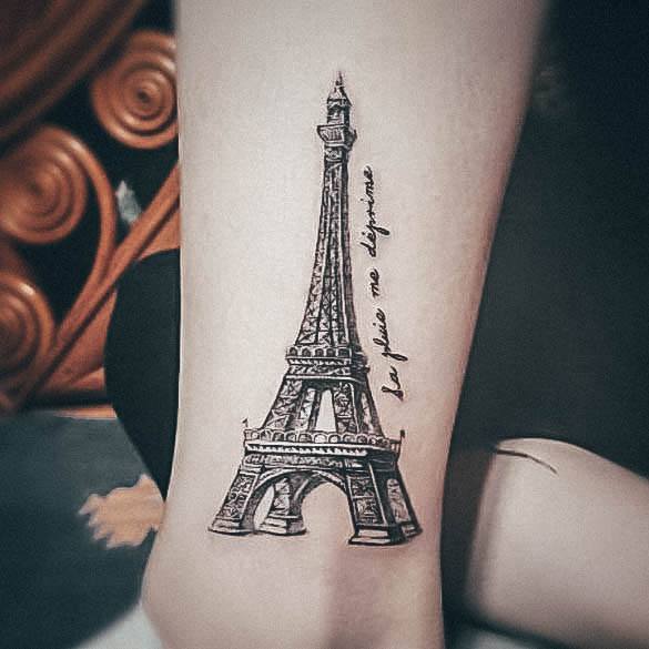Fine line Eiffel tower