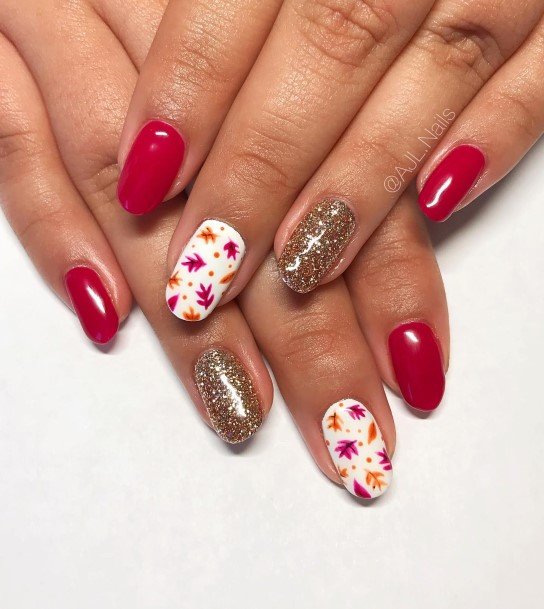 Amazing Fall Leaf Nail Ideas For Women