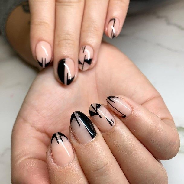 Amazing Geometric Nail Ideas For Women