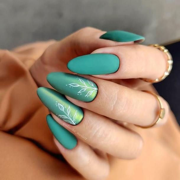 Amazing Green Ombre Nail Ideas For Women