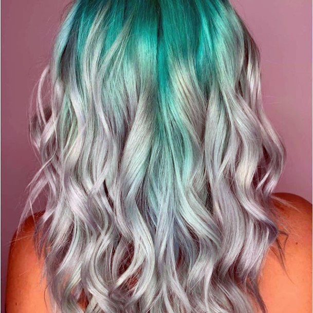 Amazing Grey Ombre Hairstyles Ideas For Women