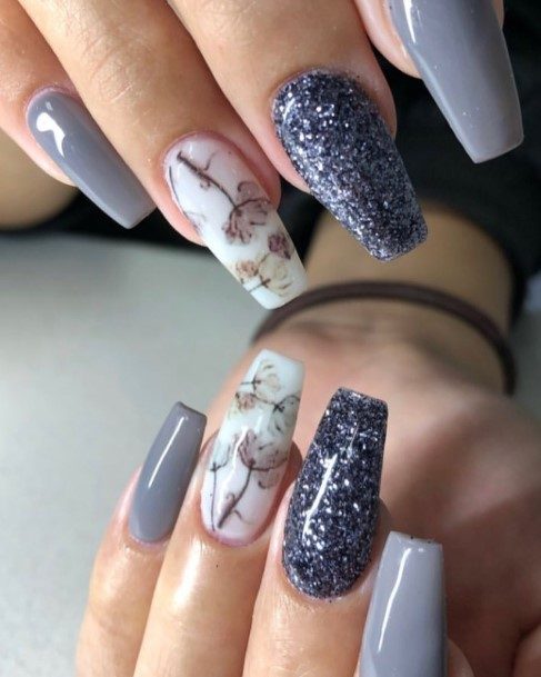 Amazing Grey With Glitter Nail Ideas For Women