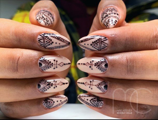 Amazing Henna Nail Ideas For Women
