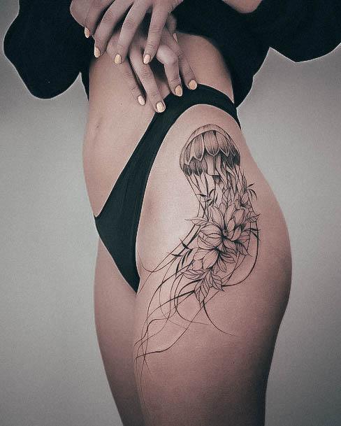 Amazing Jellyfish Tattoo Ideas For Women