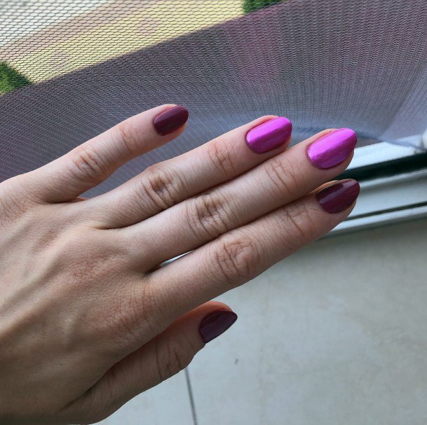 Amazing Maroon And Pink Nail Ideas For Women