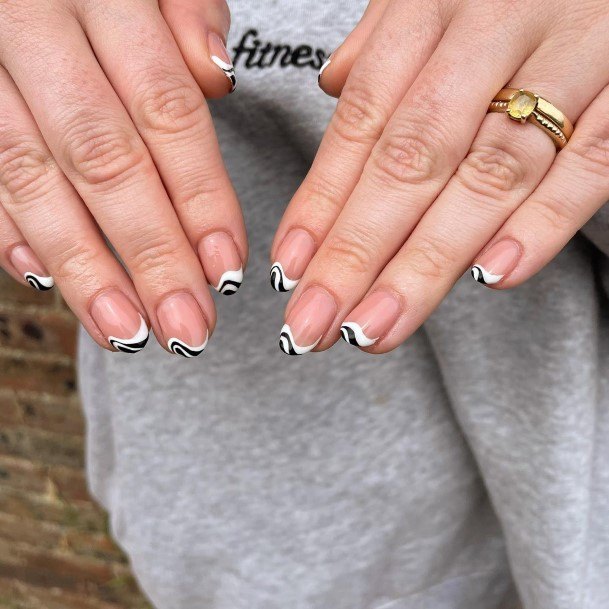 Amazing Monochrome Nail Ideas For Women