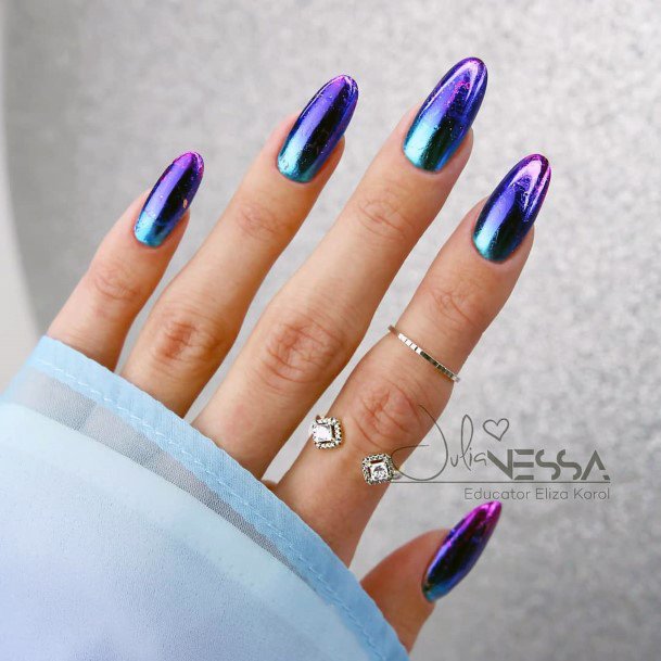 Amazing Ombre Two Tone Mirror Nail Inspiration For Ladies