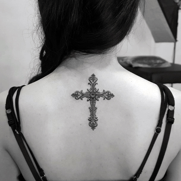 Amazing Pendant Tattoo Ideas For Women