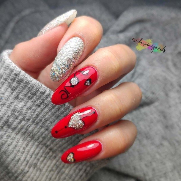 Amazing Red And Grey Nail Ideas For Women