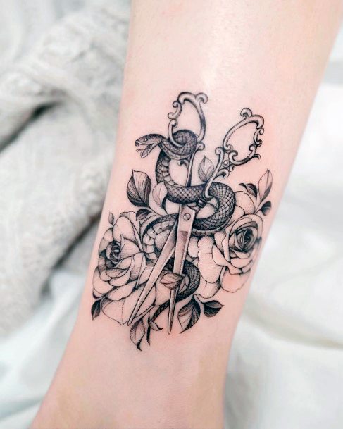 Discover more than 70 scissor tattoo design super hot  incdgdbentre