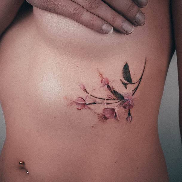 Amazing Side Tattoo Ideas For Women