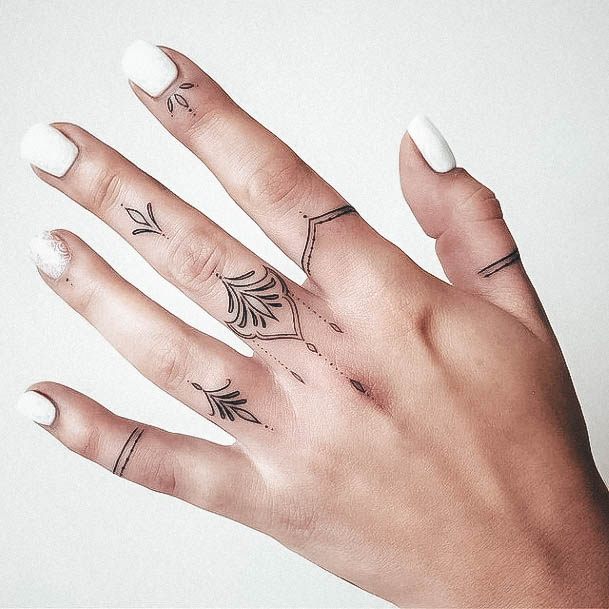 Amazing Small Hand Tattoo Ideas For Women