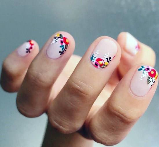 Amazing Vivid Florals On Nails For Women