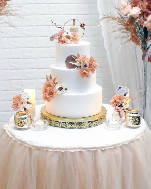 Amazing White Wedding Cake Gorgeous Flower Ideas For Table Ideas