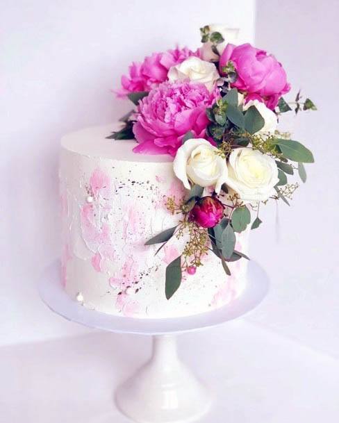 Amethyst Flowers White Wedding Cake