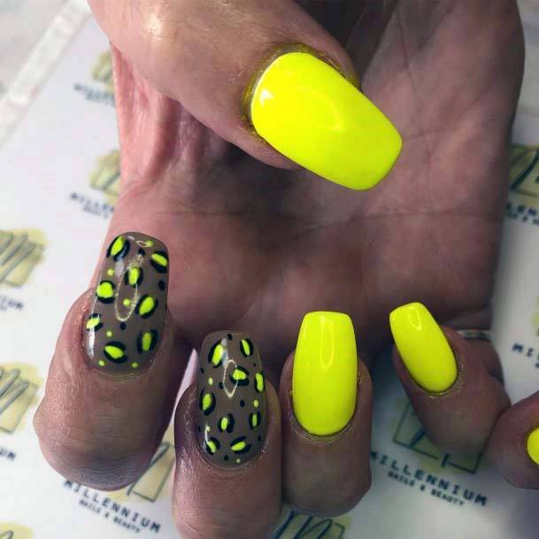 Animal Print Bright Yellow Nails For Women