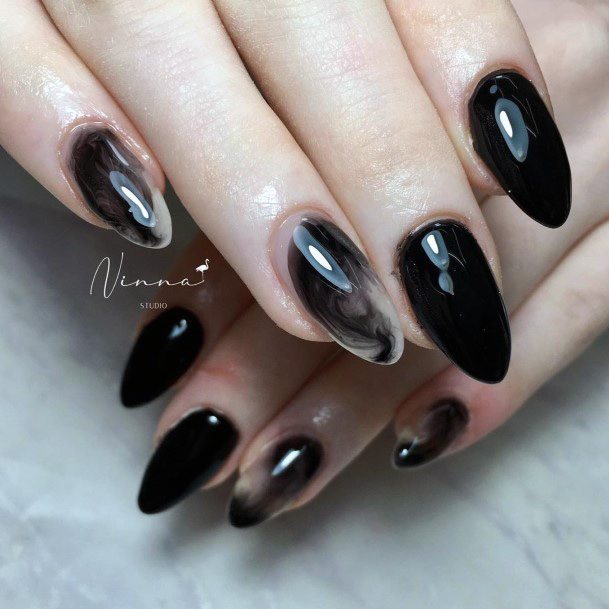 Appealing Womens Black Dress Nails