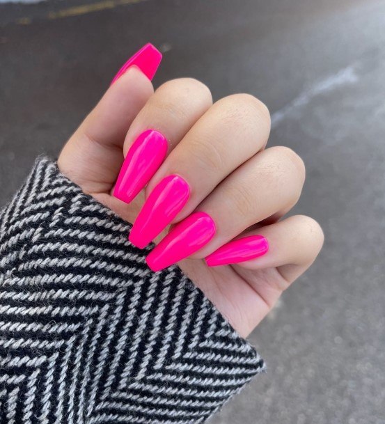 Appealing Womens Bright Pink Nails