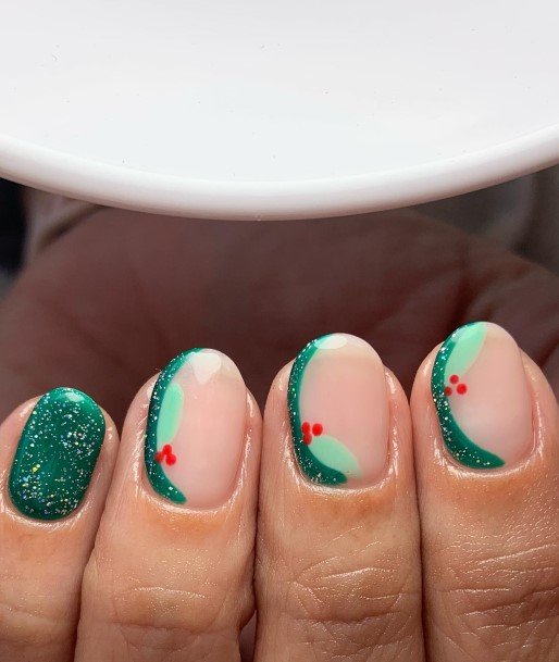 Appealing Womens Christmas Gel Nails