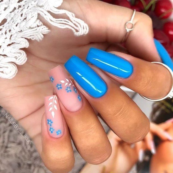 Appealing Womens Graceful Nails