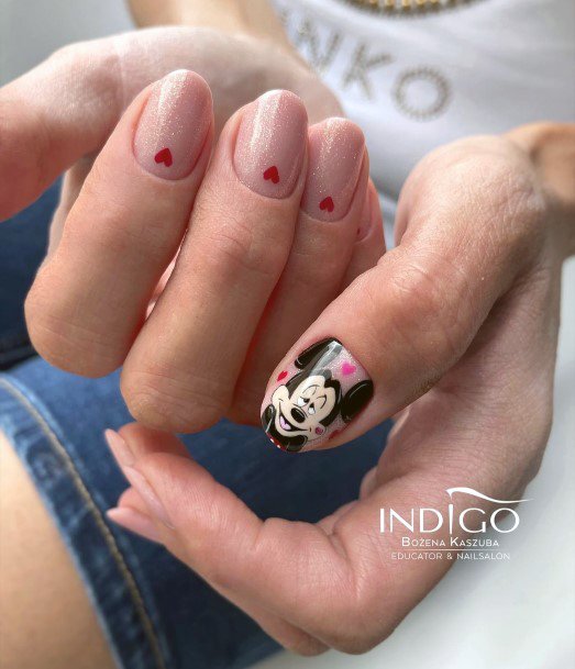 Appealing Womens Mickey Mouse Nails