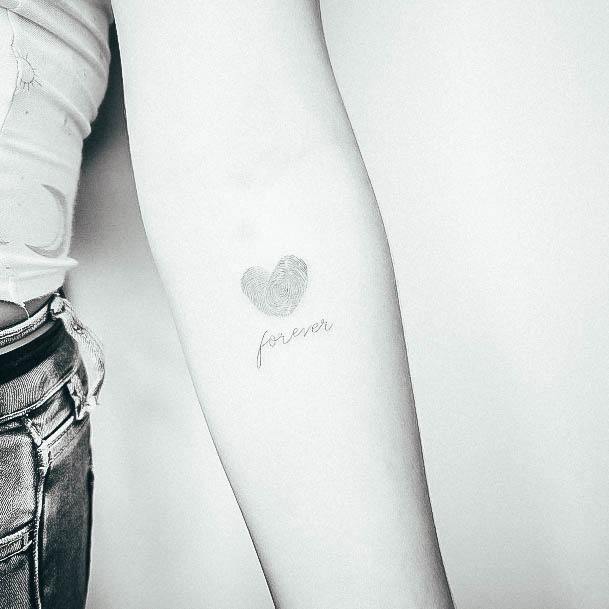 Appealing Womens Minimalist Tattoos