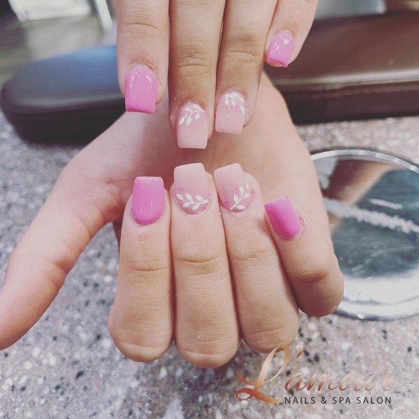 Appealing Womens Short Pink Nails