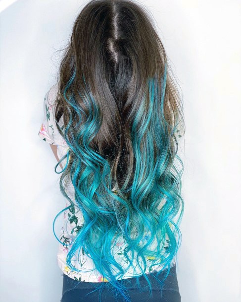 Appealing Womens Turquoise Hairstyless