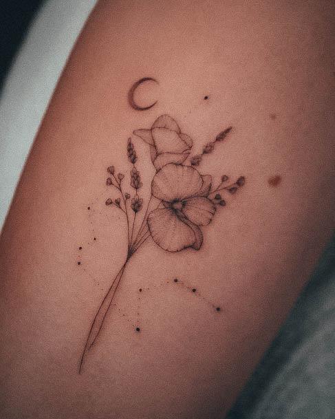 Aquarius Womens Tattoo Designs Flower