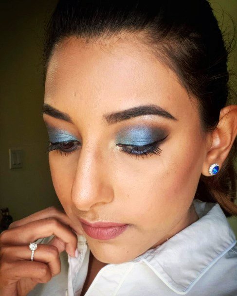 Arctic Blue And Silver Eyeshadow Women