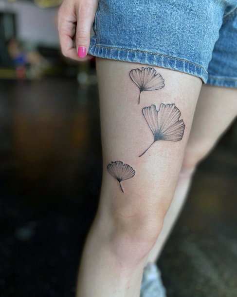 Art Ginkgo Tattoo Designs For Girls