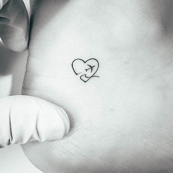 Art Small Heart Tattoo Designs For Girls